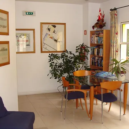 מלון דירות Turisticos Avenue Park 3*