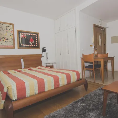 מלון דירות Turisticos Avenue Park 3*